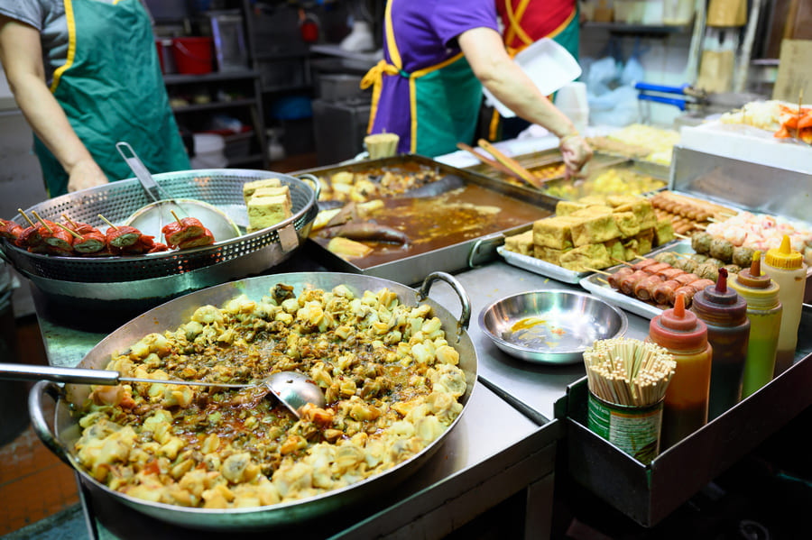 comida china tradicional en mercado